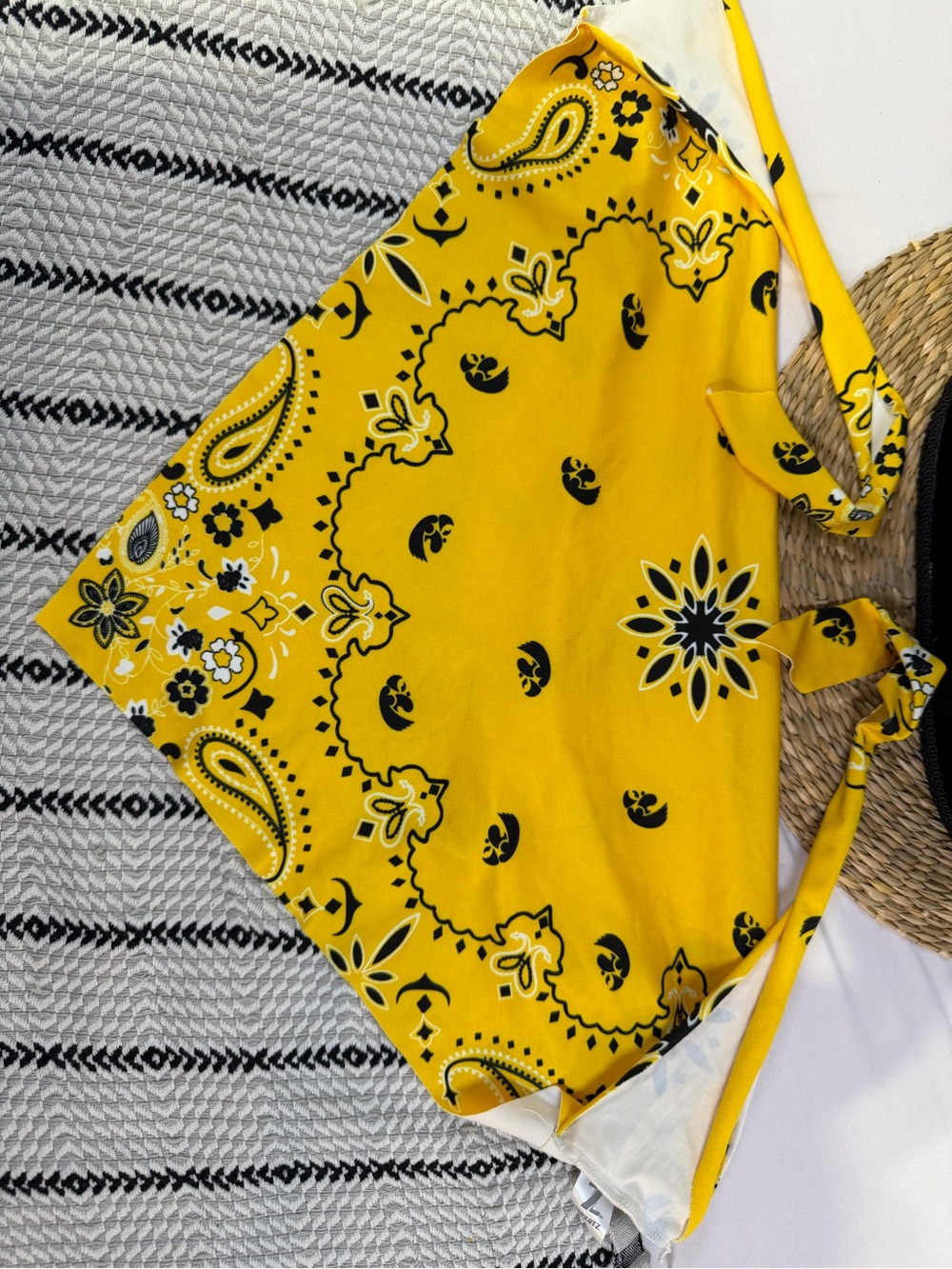 Yellow Paisley Print Women’s scarf iowa Hawkeyes